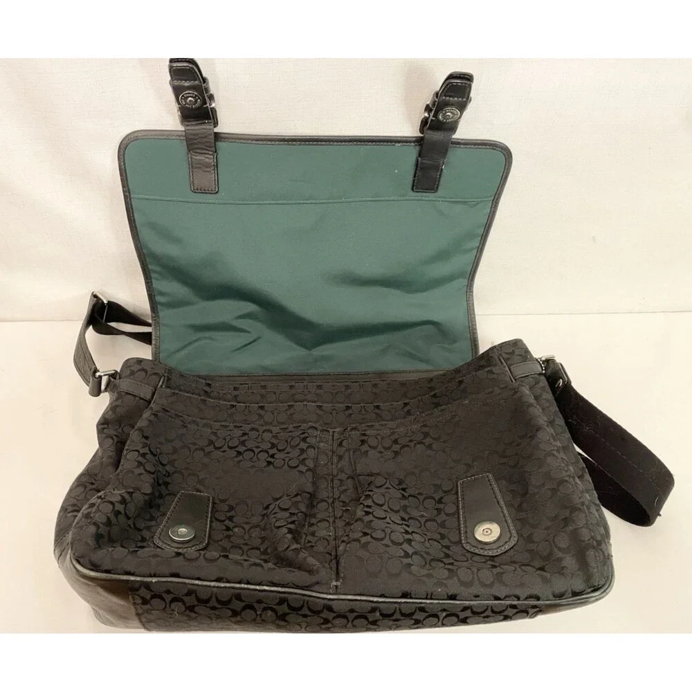 Coach Saddle Signature Messenger Black Canvas Bag F70293 Green Interior Unisex